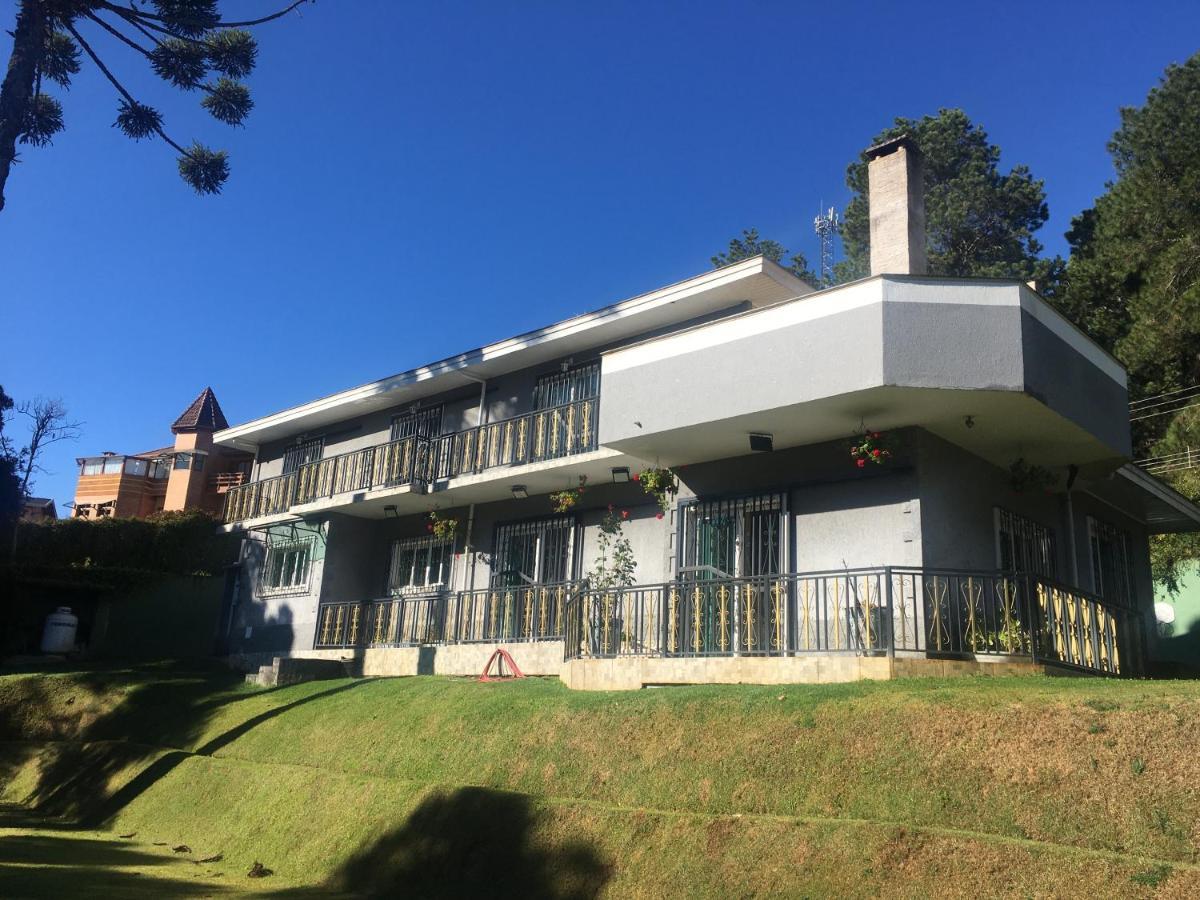 הוילה Excelente Casa, Bairro Nobre Em Campos do Jordão מראה חיצוני תמונה